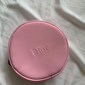 Dior pouch💕